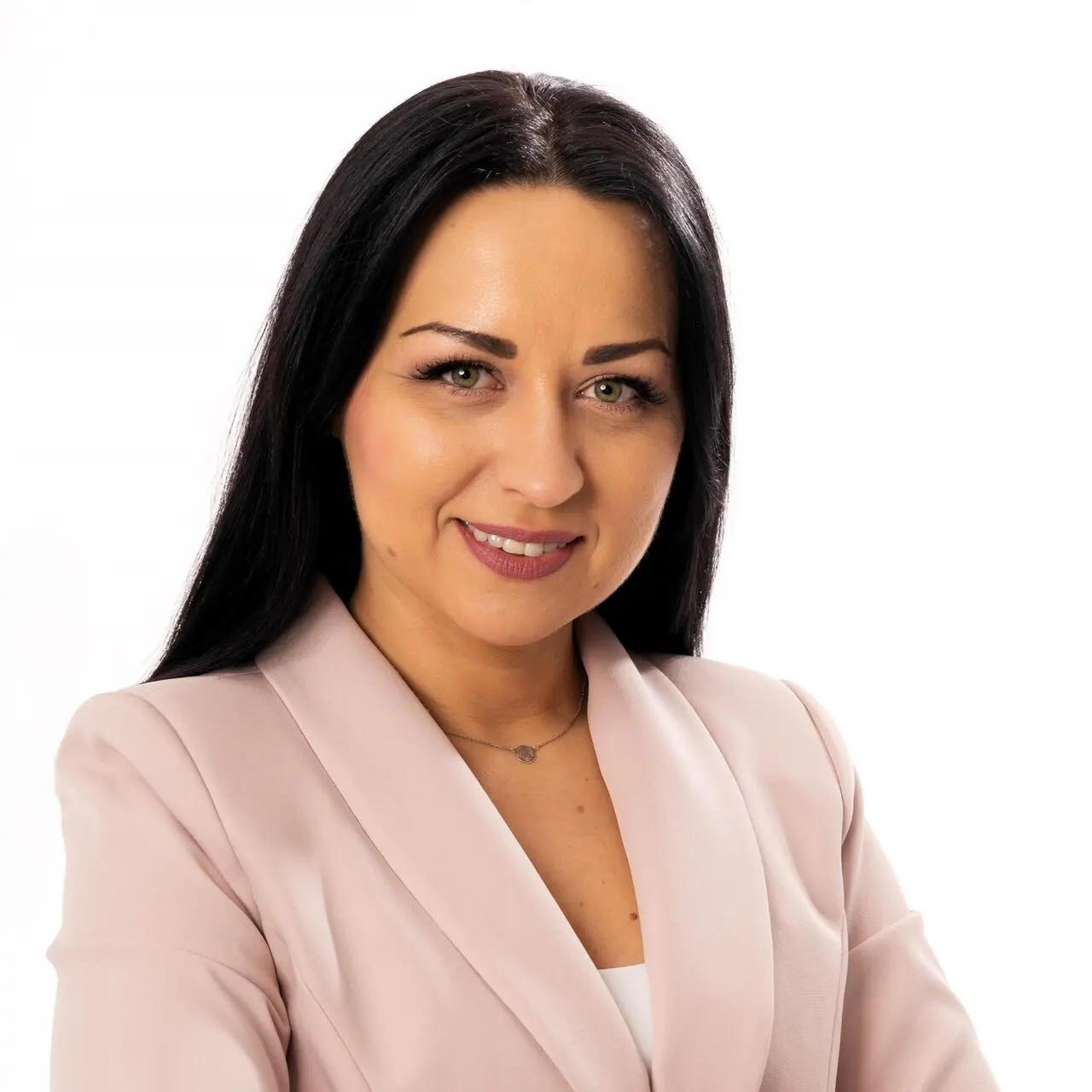 Aneta Lubczyńska - instruktorka - prowadzi kursy ze stylizacji paznokci online w Styl-Studio